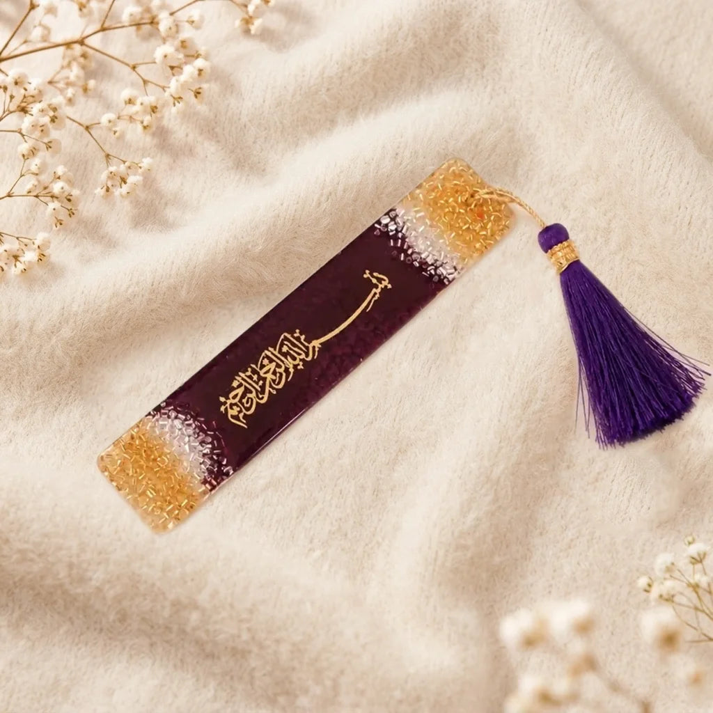 Personalized Resin Bookmark Favor with Gold Calligraphy Name and Cream Tassel 14