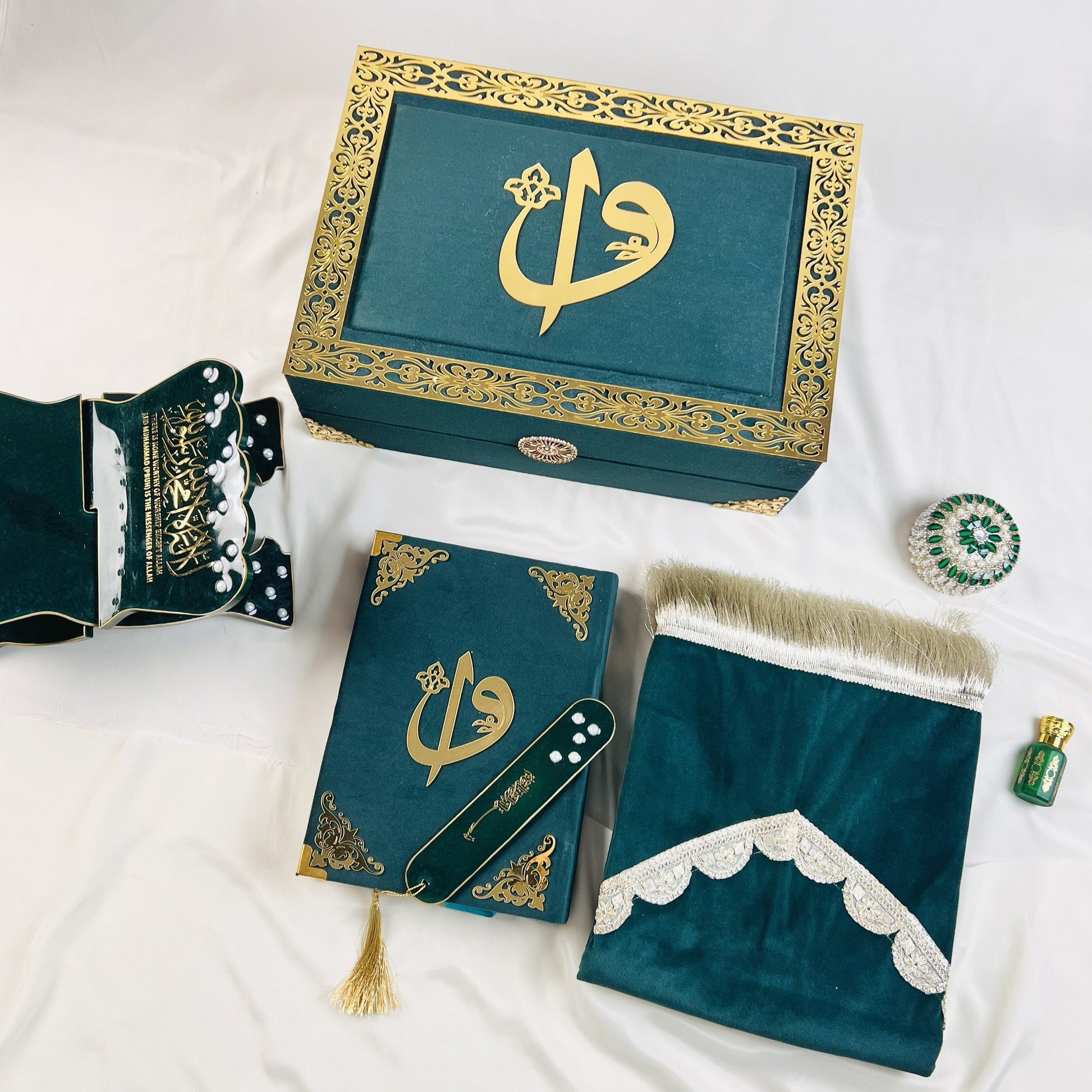 Elevate your gifting with Al-Hadaya’s Hubb Al-Iman Green Quran Gift Set—velvet Quran, Turkish prayer mat, resin rehal, tasbih & halal attar. Perfect for Nikah, Ramadan, or Eid.
