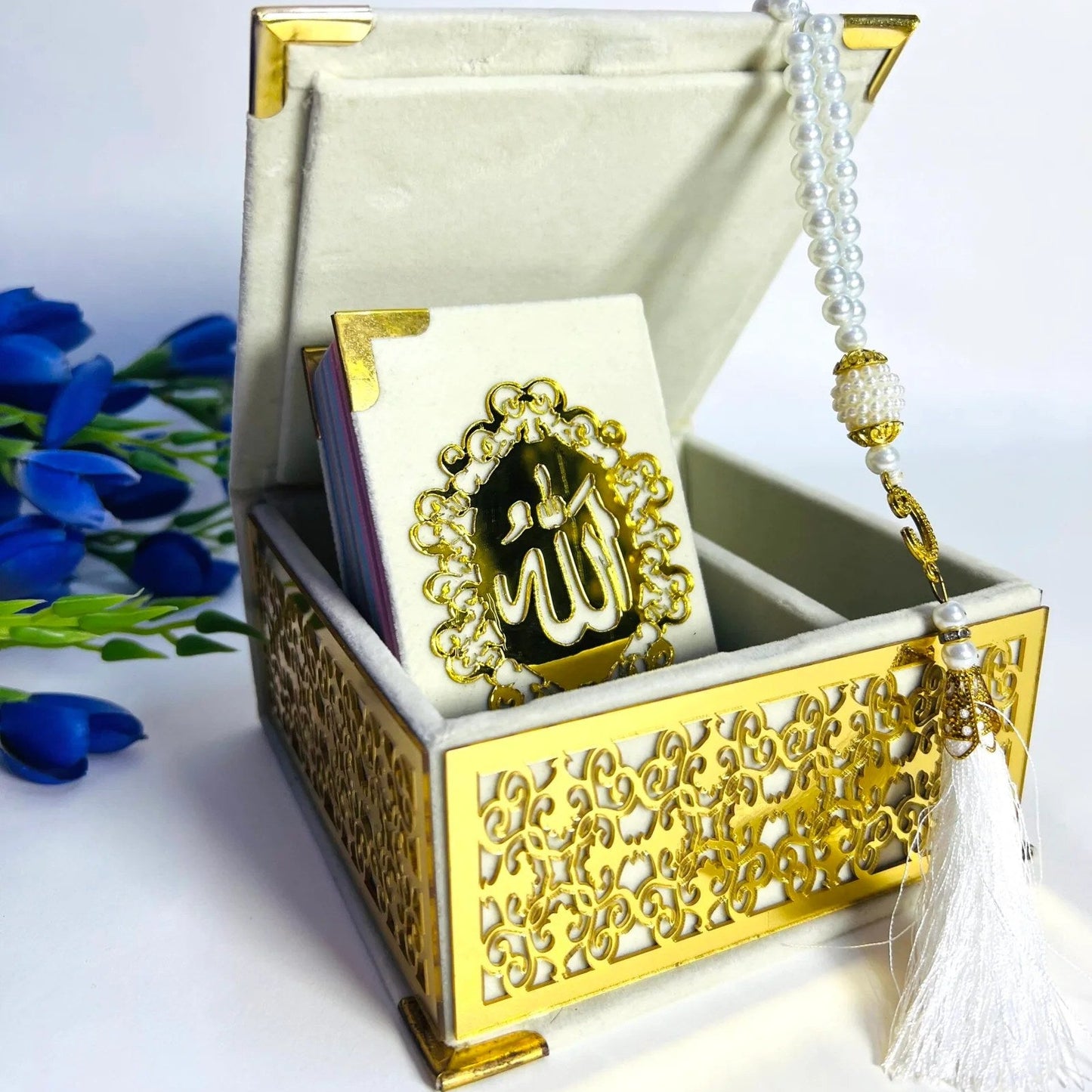 Elegant Islamic mini Quran gift set with pearl tasbih and velvet packaging.