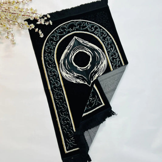 Luxury Islamic woven prayer rug with Kaaba Hajr-e-Aswad pattern.
