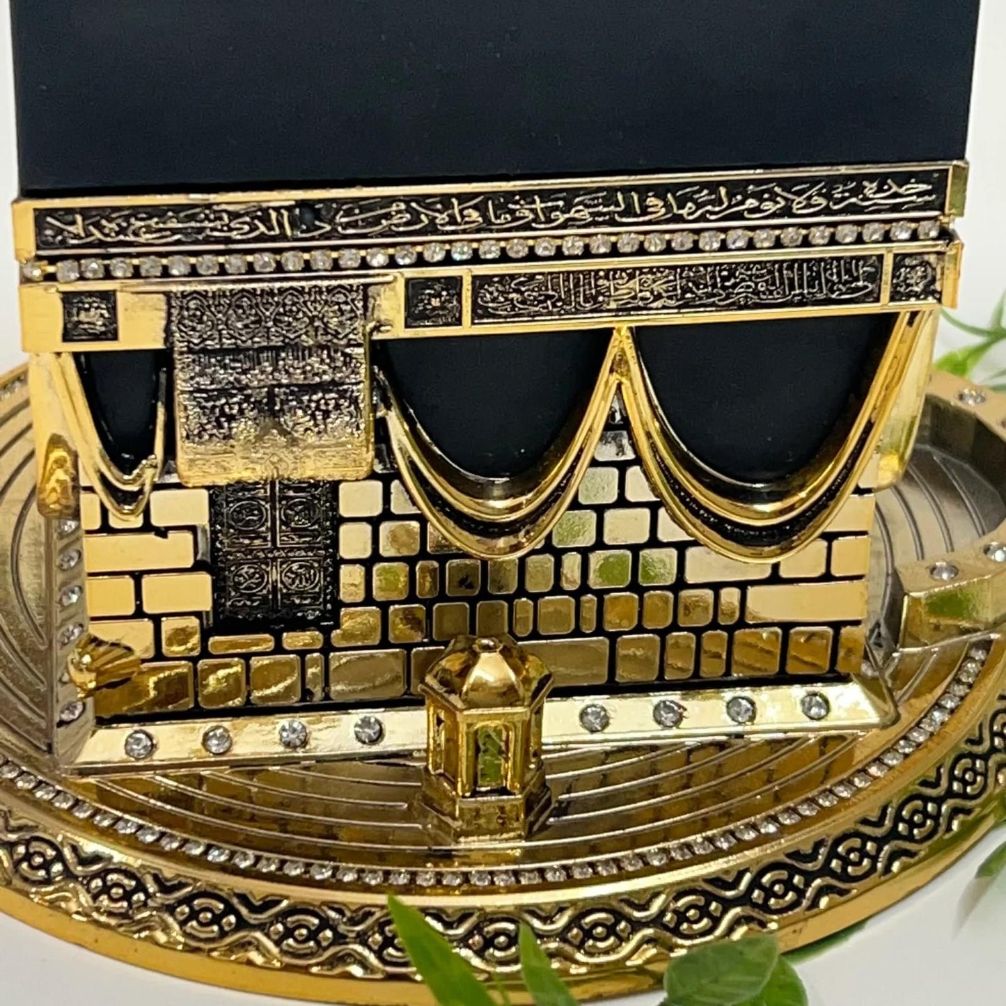Premium Kaaba souvenir gift, perfect for Eid, Ramadan, or home decor.