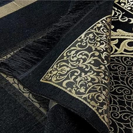 Islamic black white Prayer Gift Set – Kaaba Design Cylinder Box with Rug & Beads