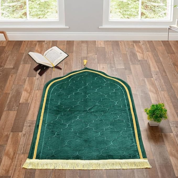 China dome shape green velvet prayer mat