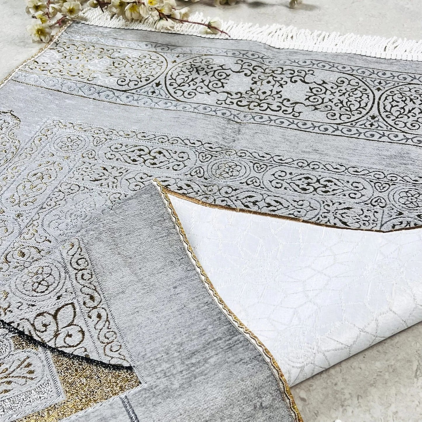 Turkish Islamic Prayer Mat | Soft & Comfortable Turkish Prayer Rugs/Janamaz - Grey