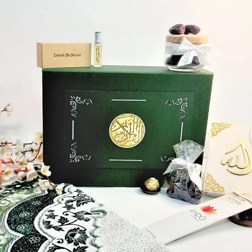 Salana Jalsaa Favors