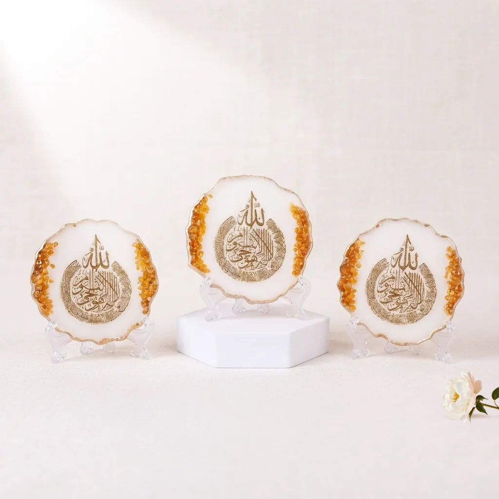 Bulk Ayatul Kursi Resin Mini Frame Favors with Gold Calligraphy and Acrylic Easel Stand 5
