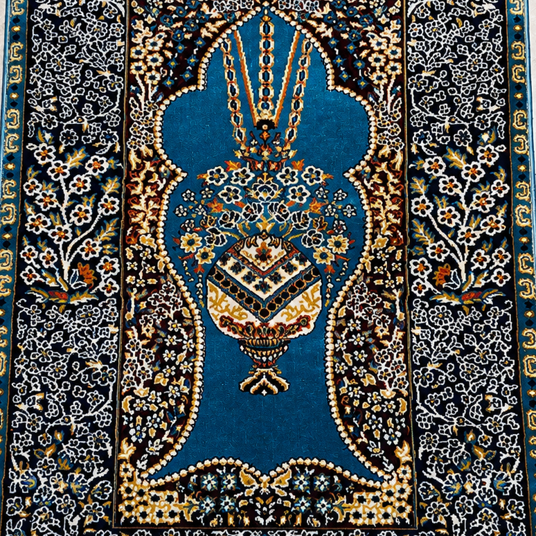 Floral Carpet-Style Janamaz | Luxury Islamic Prayer Rug