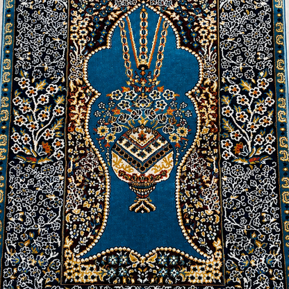 Floral Carpet-Style Janamaz | Luxury Islamic Prayer Rug
