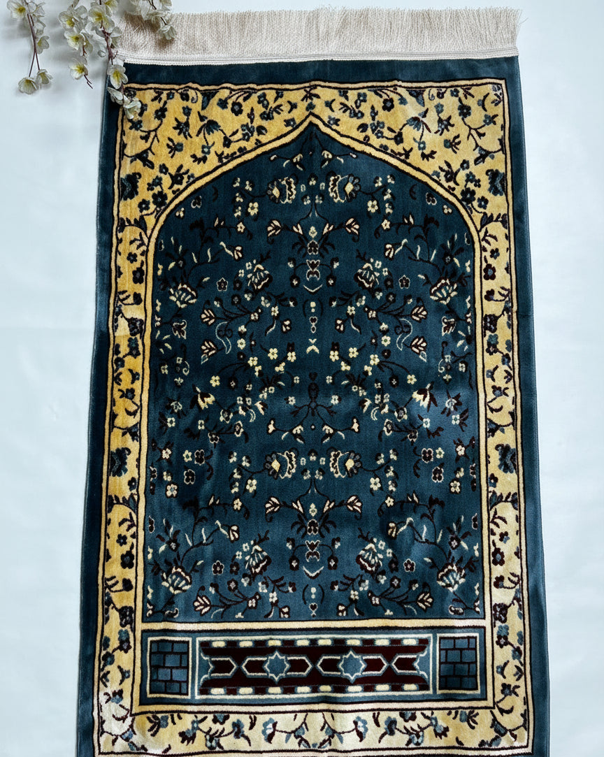 Ravza Patterned Woven Prayer Rug – Premium Soft Weave Design