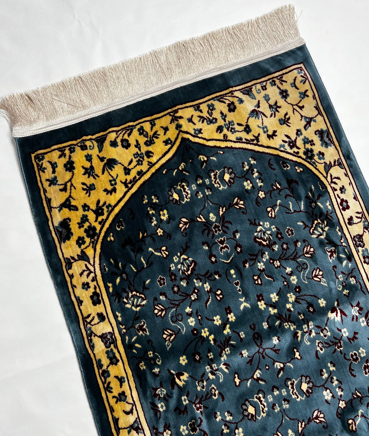 Ravza Patterned Woven Prayer Rug – Premium Soft Weave Design