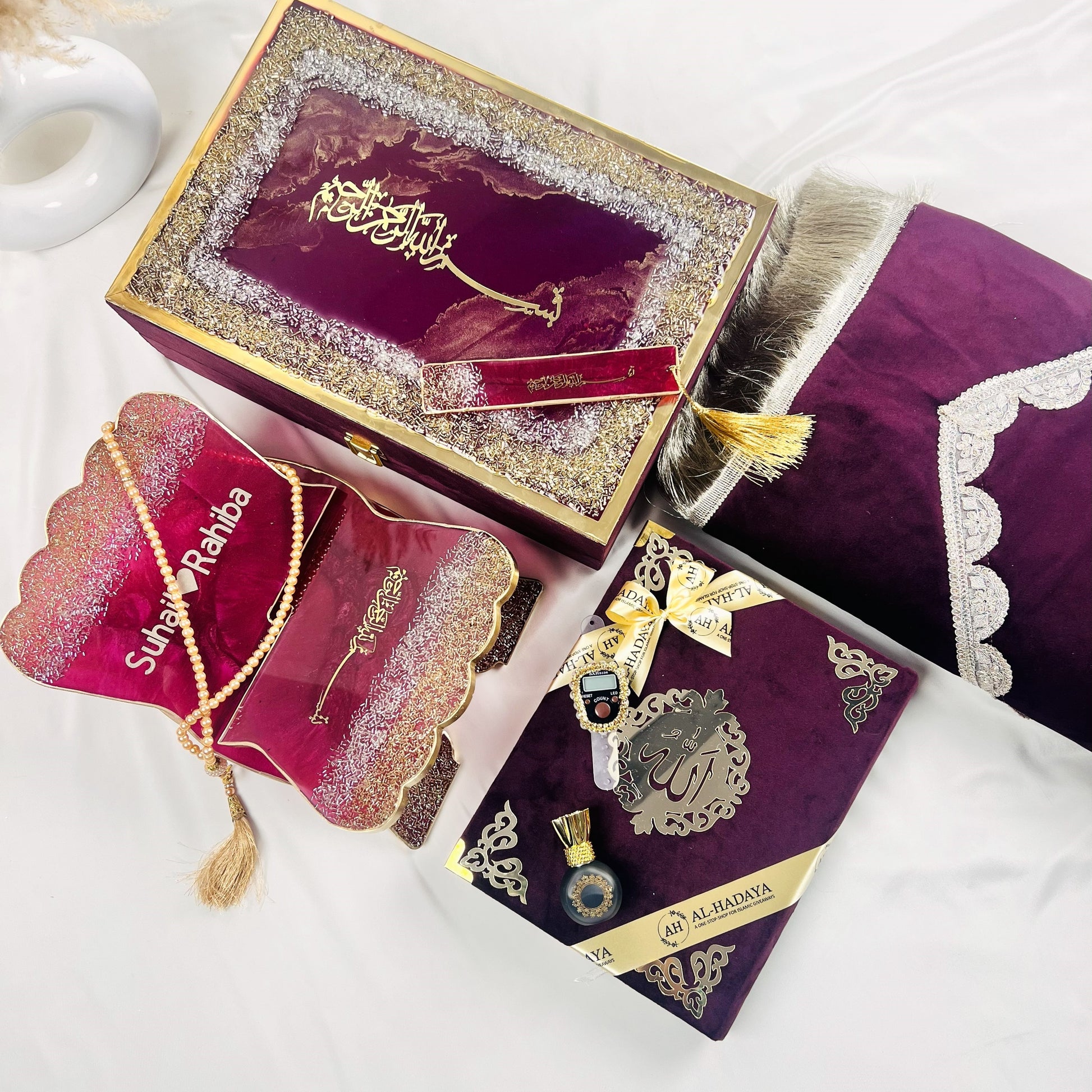 Wine Resin Quran Hamper featuring velvet Quran, prayer mat, tasbih, and bookmark.
