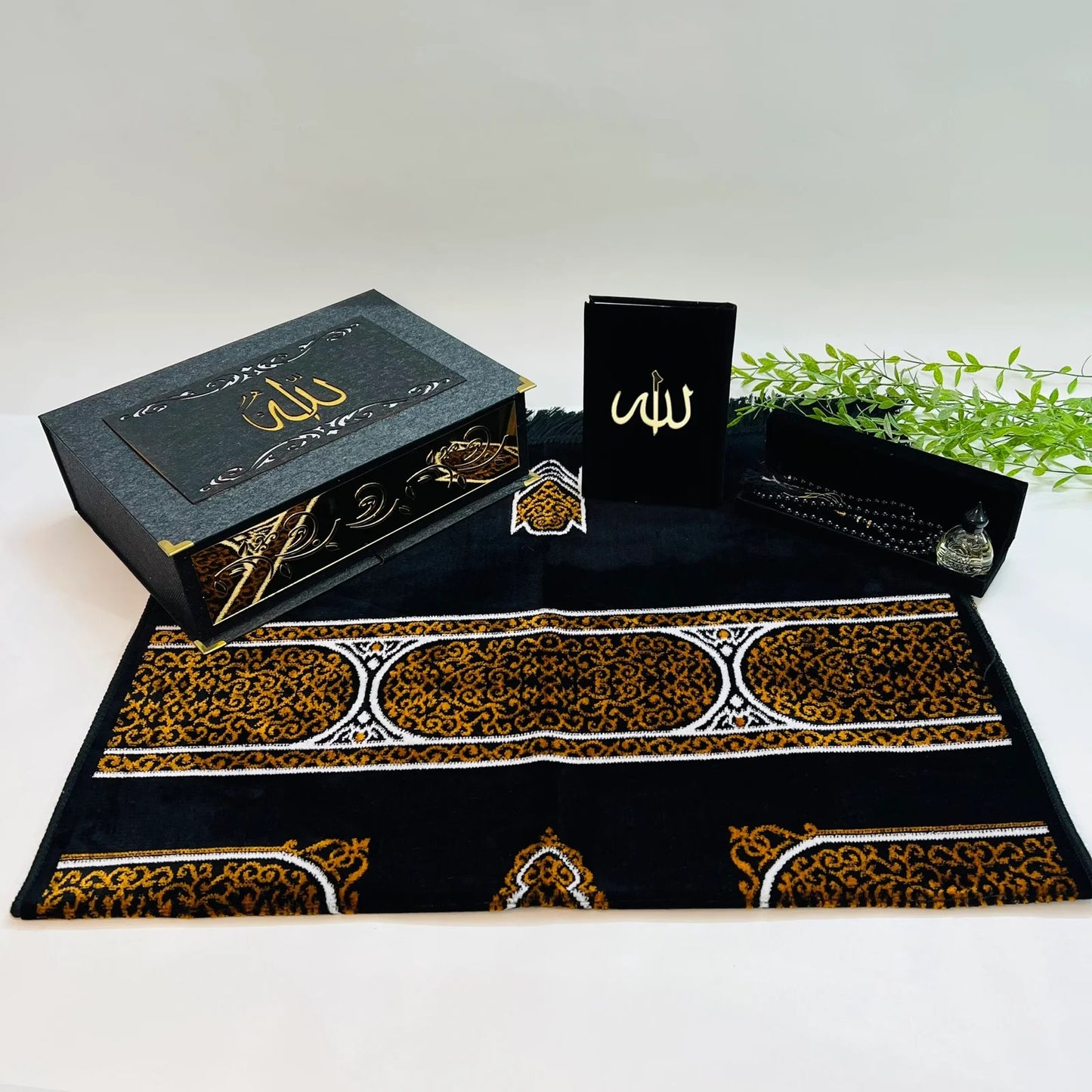 Premium Islamic gift set for Eid, Nikah, or Shahadah featuring Quran and tasbih.